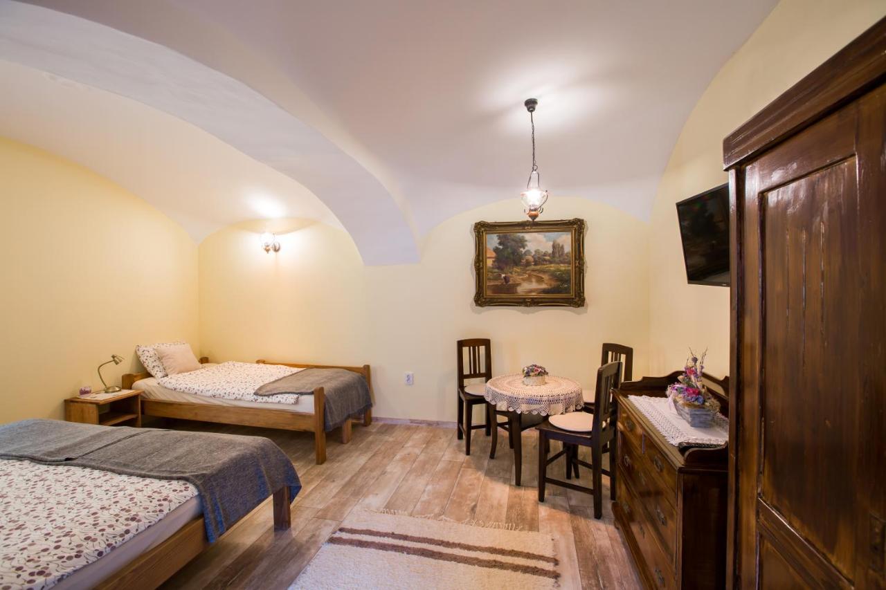 Bakony-Cinca Vendégház Szentgál Exterior foto